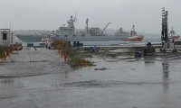 Rus savaş gemisi Kabataş açıklarında sürüklendi