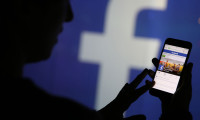Holokost'u inkar eden paylaşımlar Facebook'ta yasaklandı