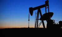 Brent petrolün varili 42.86 dolar