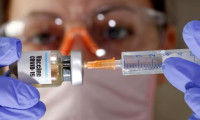 Türkiye'de gönüllü olacak 550 kişiye korona virüs aşısı uygulanacak