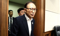 Güney Kore'de eski cumhurbaşkanı hapse gönderildi