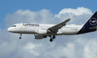 Lufthansa, 2 milyar euro zarar açıkladı