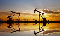 Brent petrolün varili 50.27 dolar