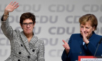 Merkel’in halefinden şok karar: Katılmayacak