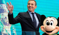 Walt Disney'in 15 yıllık CEO'su Bob Iger istifa etti