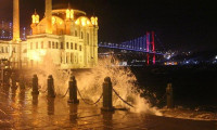 İstanbul'da lodos gece boyu etkili oldu