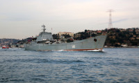 Boğazlarda hareketlilik: Rus savaş gemileri peş peşe geçiş yaptı