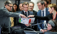 Fransa'da Macron'u dehşete düşüren korona virüs raporu