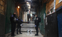 İsrail polisi, Kudüs'te dezenfekte yapan 4 Filistinliyi gözaltına aldı