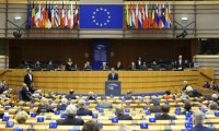 Avrupa Parlamentosu'ndan Kovid-19 tedbirlerine onay