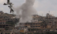 Rus savaş uçakları İdlib'i vurdu: 16 sivil hayatını kaybetti