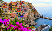 Sicilya'ya turist çekmek için uçak biletinin yarısı ödenecek