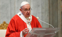Papa'dan virüsten kazanç sağlayanlara 'mafya' benzetmesi