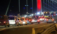 Kısıtlamanın sona ermesinin ardından İstanbul'da yoğun trafik