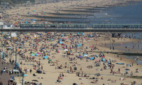 Avrupa’da plaj alarmı: İkinci korona virüs dalgası gelebilir
