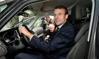 Macron açıkladı: Çevreci araçlar için 7 bin euro hurda kredisi