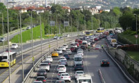 İstanbul'da trafik yoğunluğu yüzde 50'yi aştı