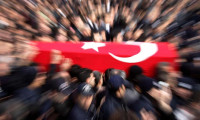 Diyarbakır'da bir polis memuru şehit oldu