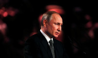 Rusya'dan korona virüs anketi: Putin güven kaybediyor