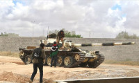 Hafter'in 6 milisi Libya Ordusu'na teslim oldu