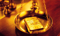 Credit Suisse altın için tahminlerini yükseltti