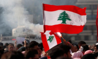 Lübnan'da kriz sürüyor! İstifa etti