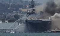 ABD, yangın yüzünden 1 milyar dolarlık gemiyi kaybedebilir