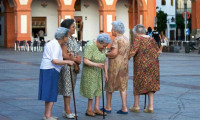 İtalya'da emekli sayısı çalışan sayısını geçti