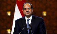 Sisi Mısır'daki Libyalı gençleri silahlandırıp Libya'ya gönderecek