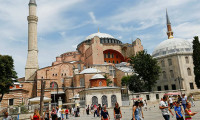 İstanbul Valisi Yerlikaya, Ayasofya Camisi'nde ilk namaz için alınacak önlemleri açıkladı