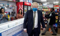 Boris Johnson, korona virüsten 7 kilo kaybetti