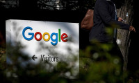 Google 1 yıl daha evden çalışacak