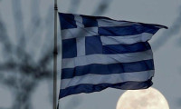 Yunanlılar Türkleri mumla arıyor