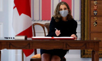 Kanada tarihinde ilk kez bir kadın maliye bakanı oldu