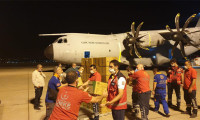 Türkiye'nin yardım uçağı Beyrut'a ulaştı