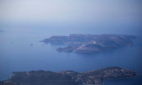 Yunan vekil: Yunanistan Meis Adası'nı kaybedebilir