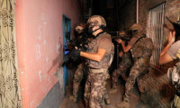 Adana'da DEAŞ'ın uyuyan hücresine şafak baskını