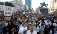 Hırvatistan'da Kovid-19 önlemlerine karşı festival düzenlendi