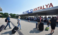 Antalya'da turist sayısı 7 milyonu geçti