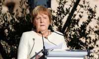 Merkel'den İran nükleer anlaşması açıklaması
