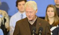 Bill Clinton hastaneye kaldırıldı