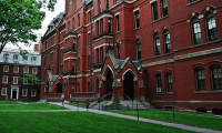 Dünyanın en zengin üniversitesi Harvard