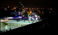 Metro inşaatında işçileri taşıyan sepetin halatı koptu