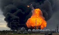 Nijerya'da petrol rafinerisinde patlama