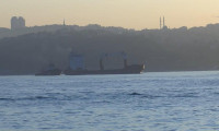 İstanbul Boğazı'nda gemi sürüklendi