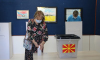 Kuzey Makedonya halkı yerel seçimlerin ikinci turu için sandık başında