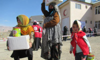Türk Kızılayı'ndan  Afganistan'a 2 bin koli gıda yardımı