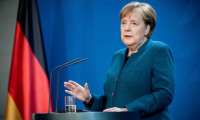 Merkel'den kritik 'iklim anlaşması' önerisi