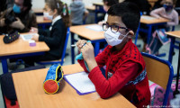 Fransa'daki ilkokullarda maske zorunluluğu