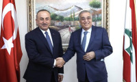 Bakan Çavuşoğlu, Lübnan'da mutabakat zaptı imzaladı